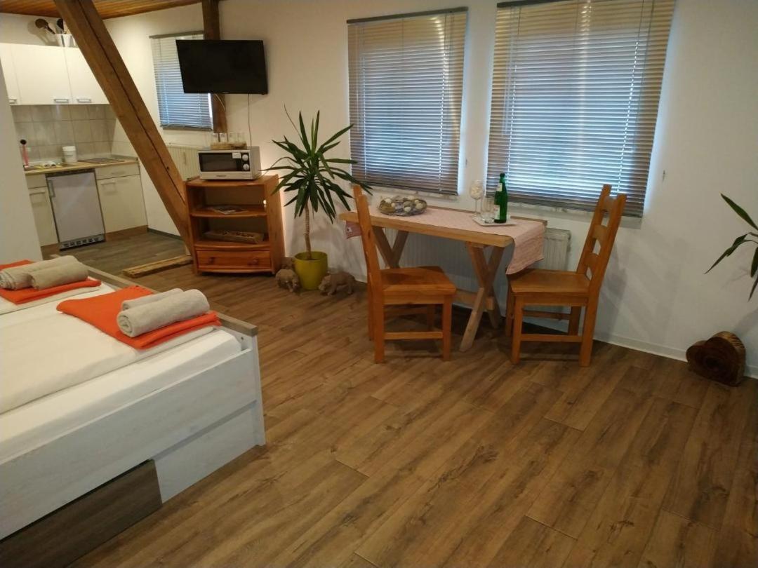 Ferienwohnung Edertaler Hof Exterior foto